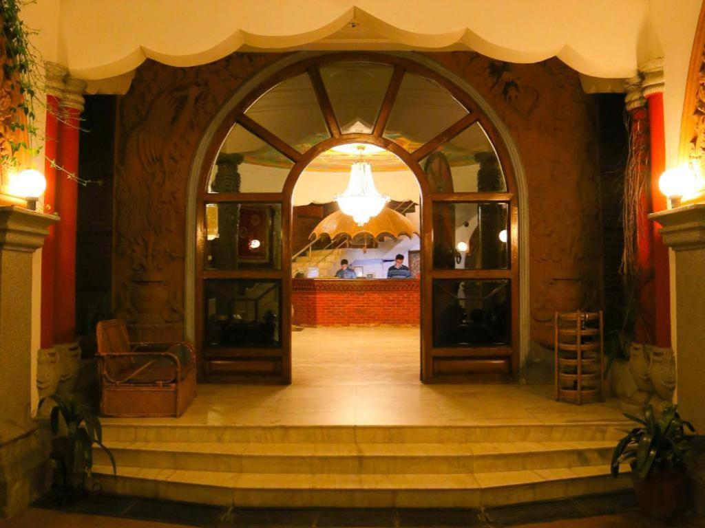 Grand Norling Hotel'S Resort Катманду Экстерьер фото