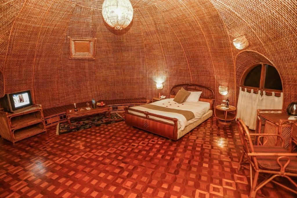 Grand Norling Hotel'S Resort Катманду Экстерьер фото